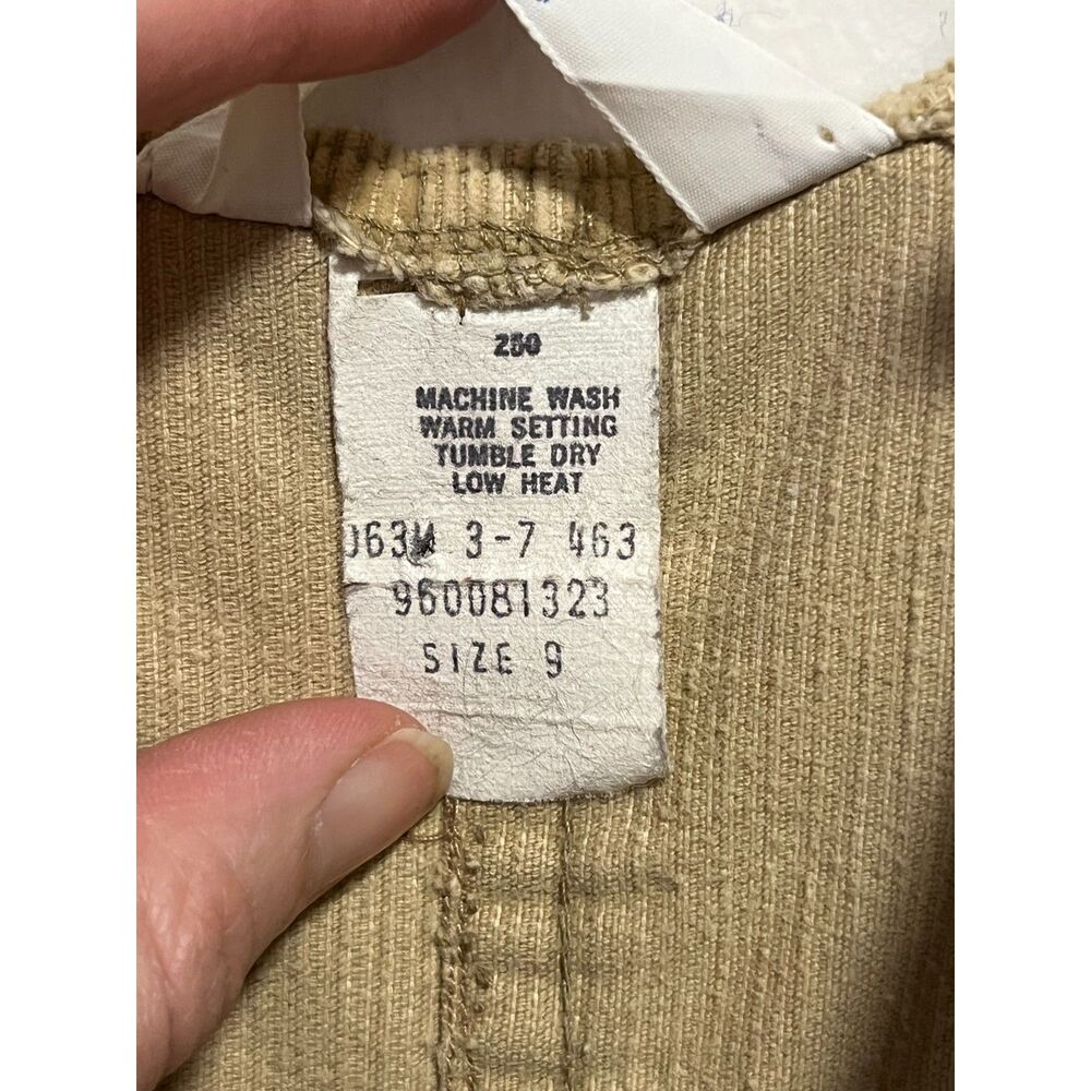 70s Vintage Levis Tan Corduroy Shorts Cropped Culotte Overalls Zip Front 9 XS - Picture 9 of 13